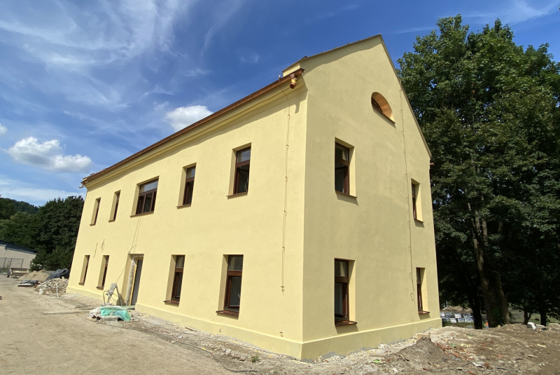  Referencie / Malý Kaštieľ - foto